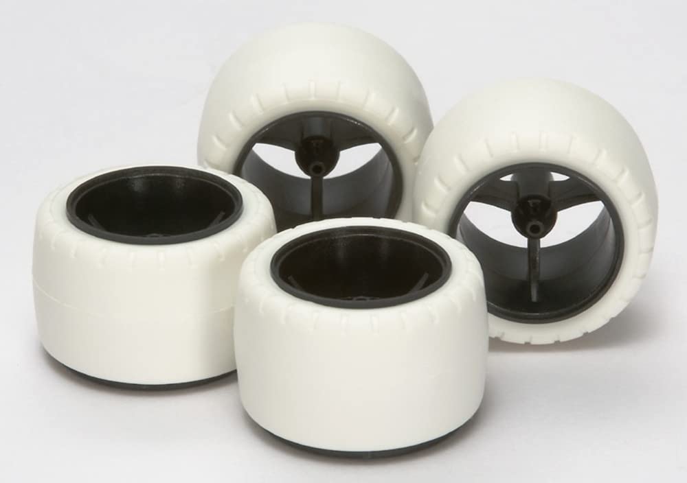 Tamiya 15415 JR Small Dia Carbon Wheels With White Arched Tires