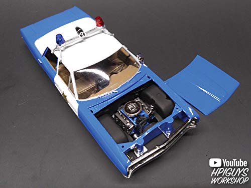 AMT 1172 1/25 1970 Ford Galaxie Police Car James Bond Model Kit
