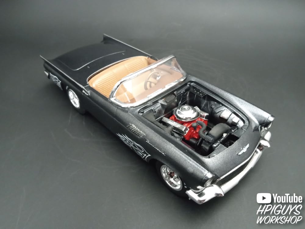 AMT 1397 1957 Ford Thunderbird 1/25 Model Kit