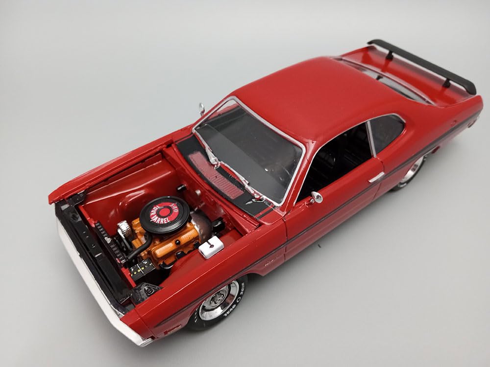 MPC 997 1971 Dodge Demon 1/25 Model Kit