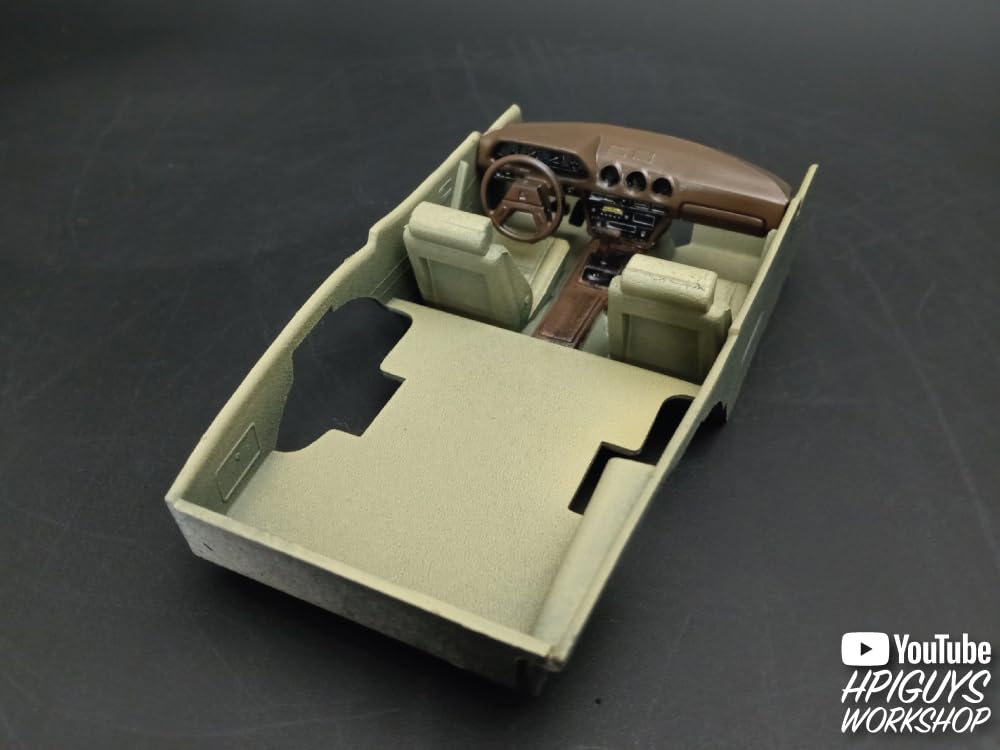 AMT 1372 1981 Datsun 280 ZX Turbo Model Kit