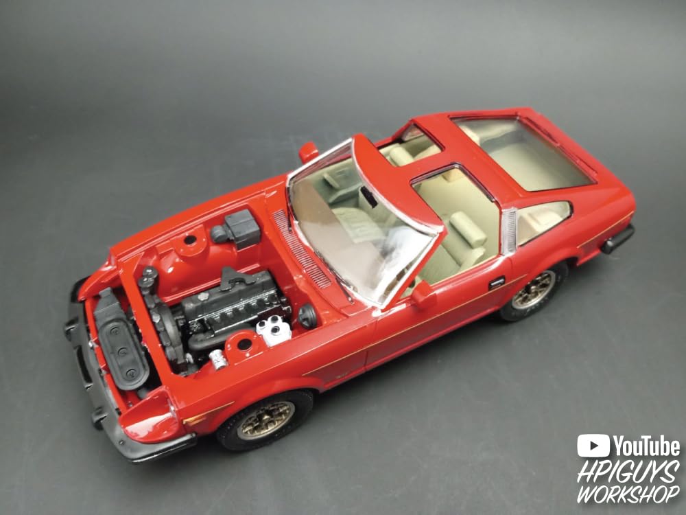 AMT 1372 1981 Datsun 280 ZX Turbo Model Kit