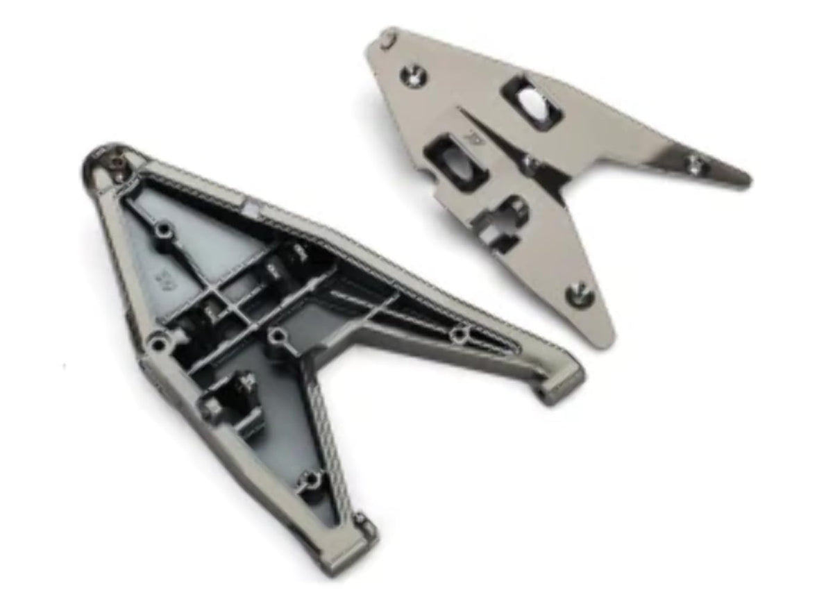 Traxxas 8532X Suspension Arm, Lower Right/ Arm Insert (Satin Black Chrome-Plated