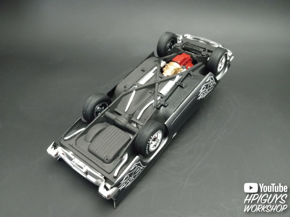 AMT 1397 1957 Ford Thunderbird 1/25 Model Kit