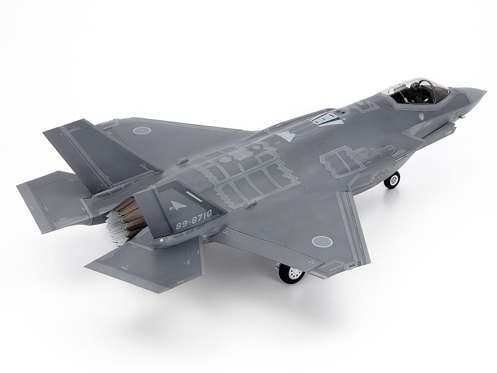 Tamiya 61124 	1/48 Lockheed Martin F-35A Lightning II Model Kit