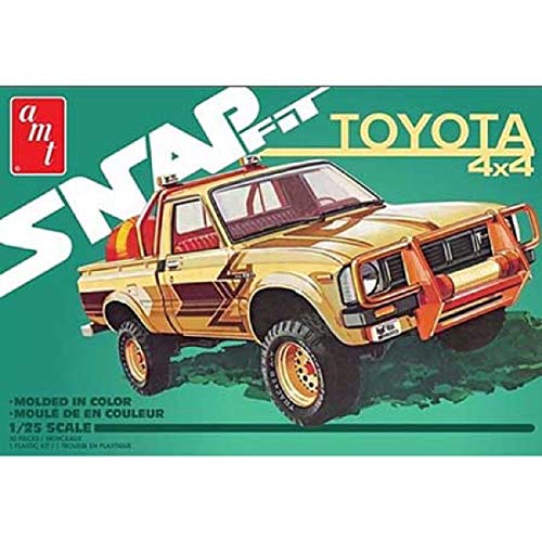 AMT 1114M 1/25 1980 Toyota Hilux SR5 Pickup 2T, Snap Model Kit