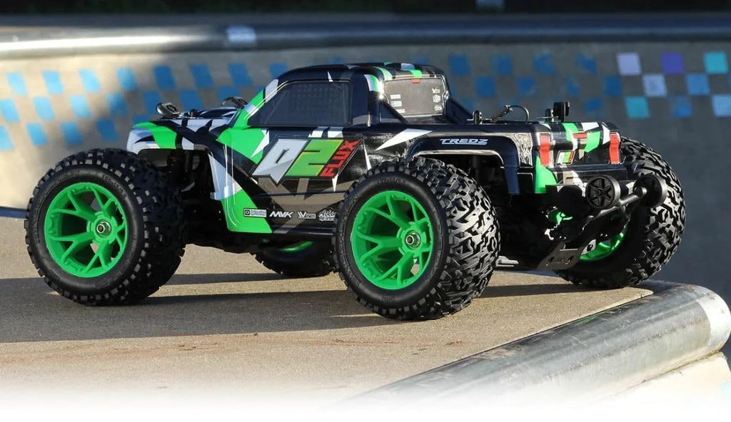 Maverick 150406 Quantum2 MT Flux 1/10th Monster Truck - Green