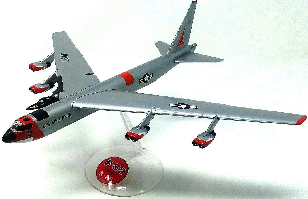 Atlantis H273 B-52 and X-15 with Swivel Stand