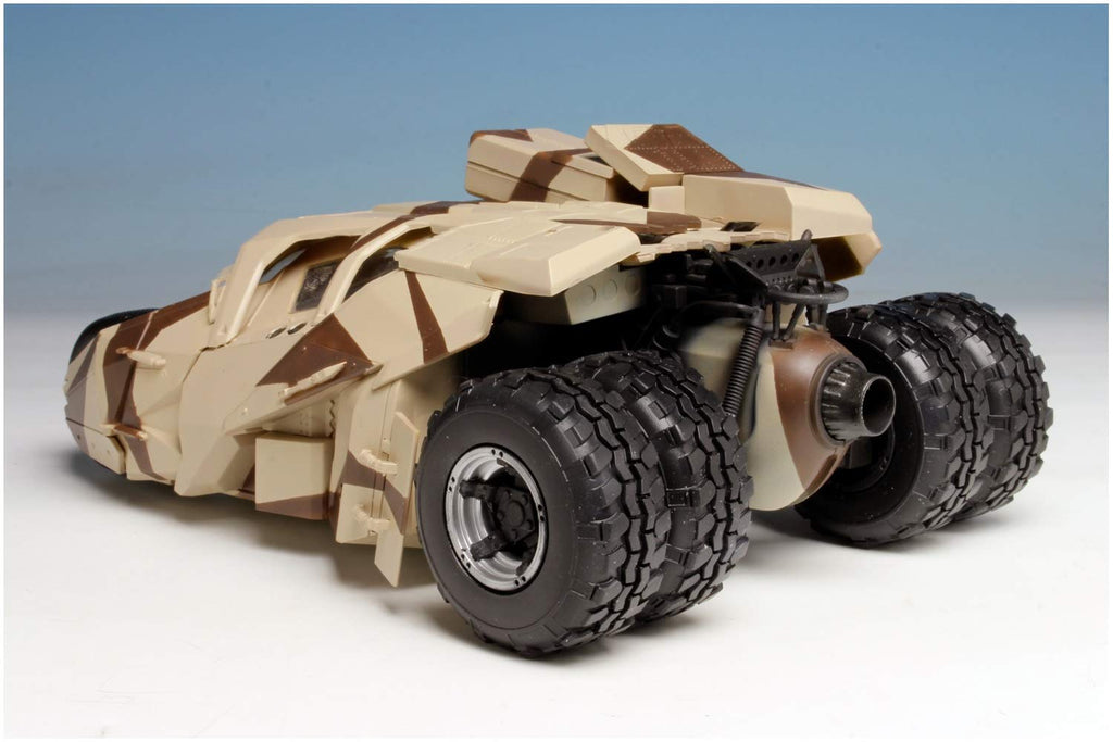 Moebius Models 967 1/25 Dark Knight Armored Tumbler w/Bane Model Kit