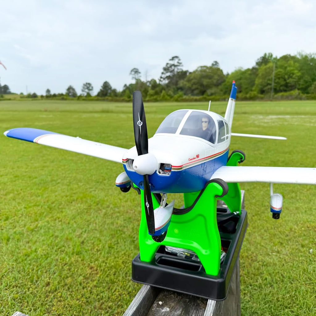 Mascot 1150G3 Nylon/Glass Propeller 11x5