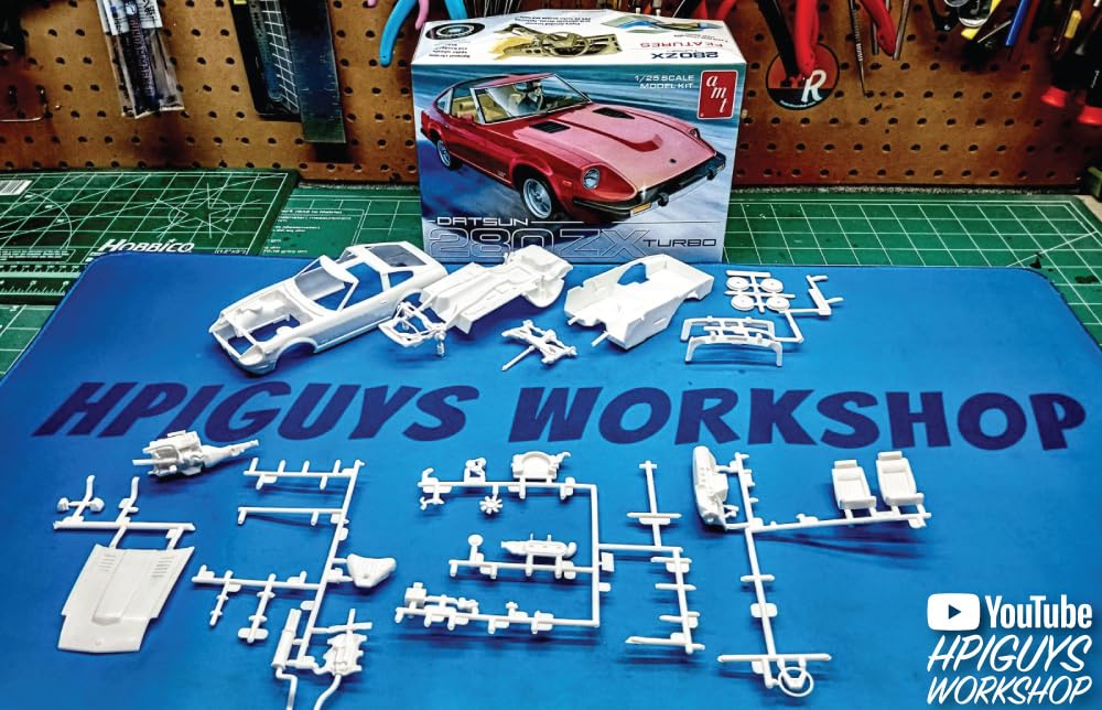 AMT 1372 1981 Datsun 280 ZX Turbo Model Kit