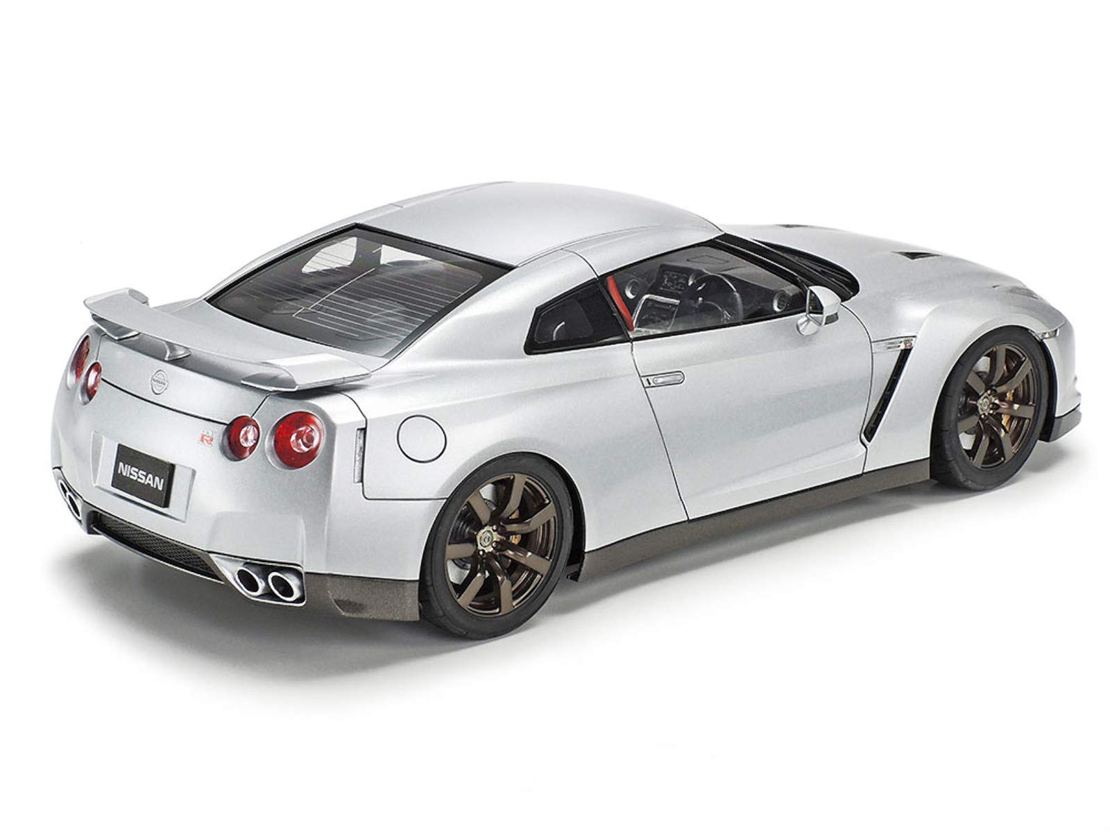 Tamiya 24300 1/24 Nissan GTR