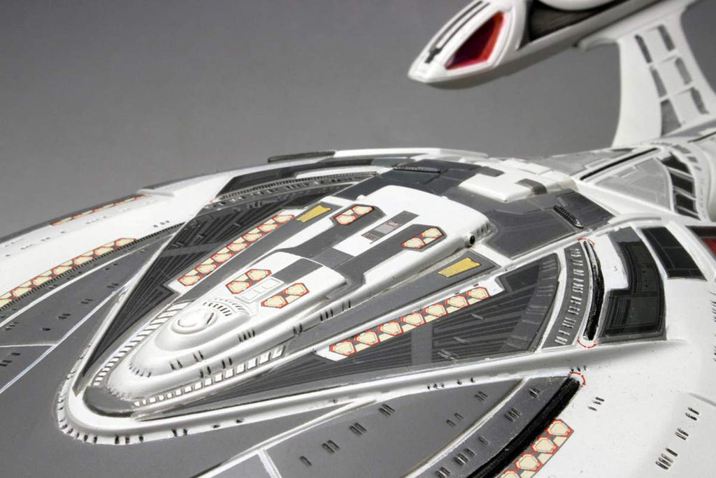 AMT 853 1/1400 Star Trek USS Enterprise 1701-E Model Kit