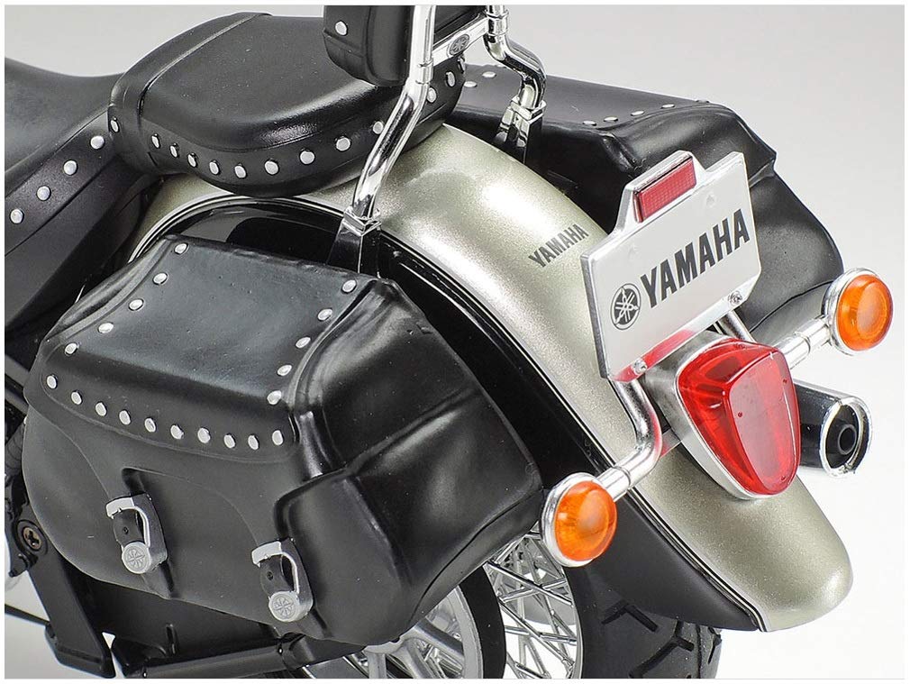 Tamiya 14135 1/12 Yamaha XV1600 Road Star Custom
