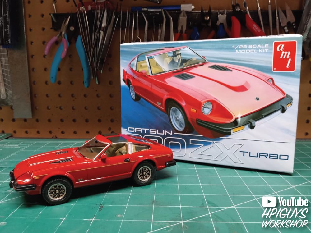 AMT 1372 1981 Datsun 280 ZX Turbo Model Kit