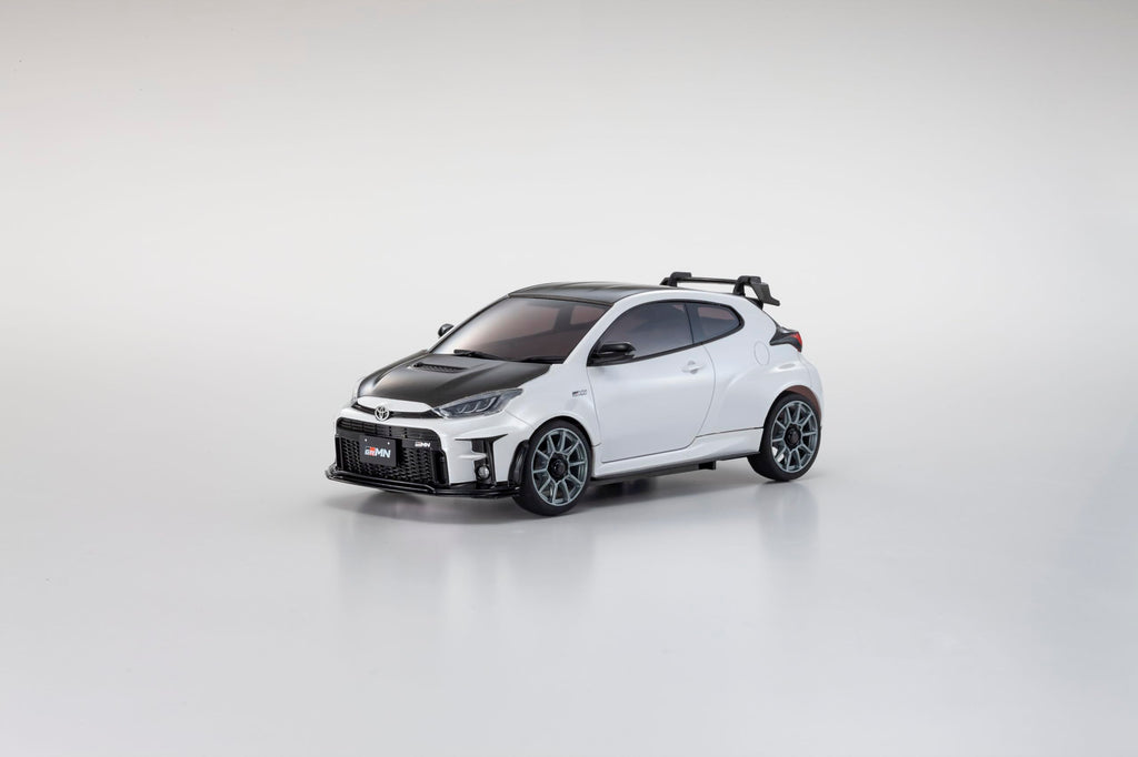 Kyosho 32640PW Mini-Z AWD MA-020 Readyset Toyota GRMN Yaris Circuit
