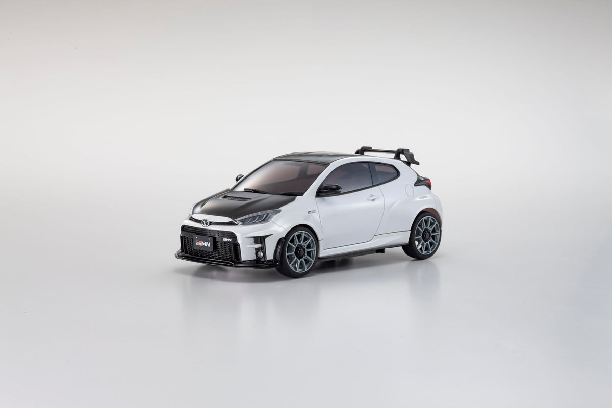 Kyosho 32640PW Mini-Z AWD MA-020 Readyset Toyota GRMN Yaris Circuit
