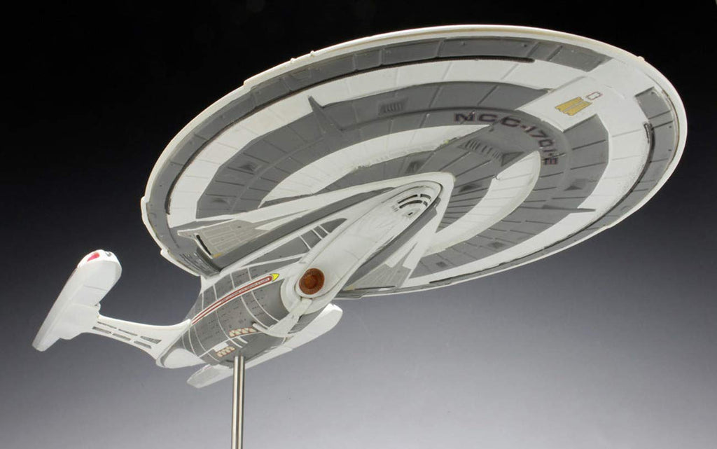 AMT 853 1/1400 Star Trek USS Enterprise 1701-E Model Kit