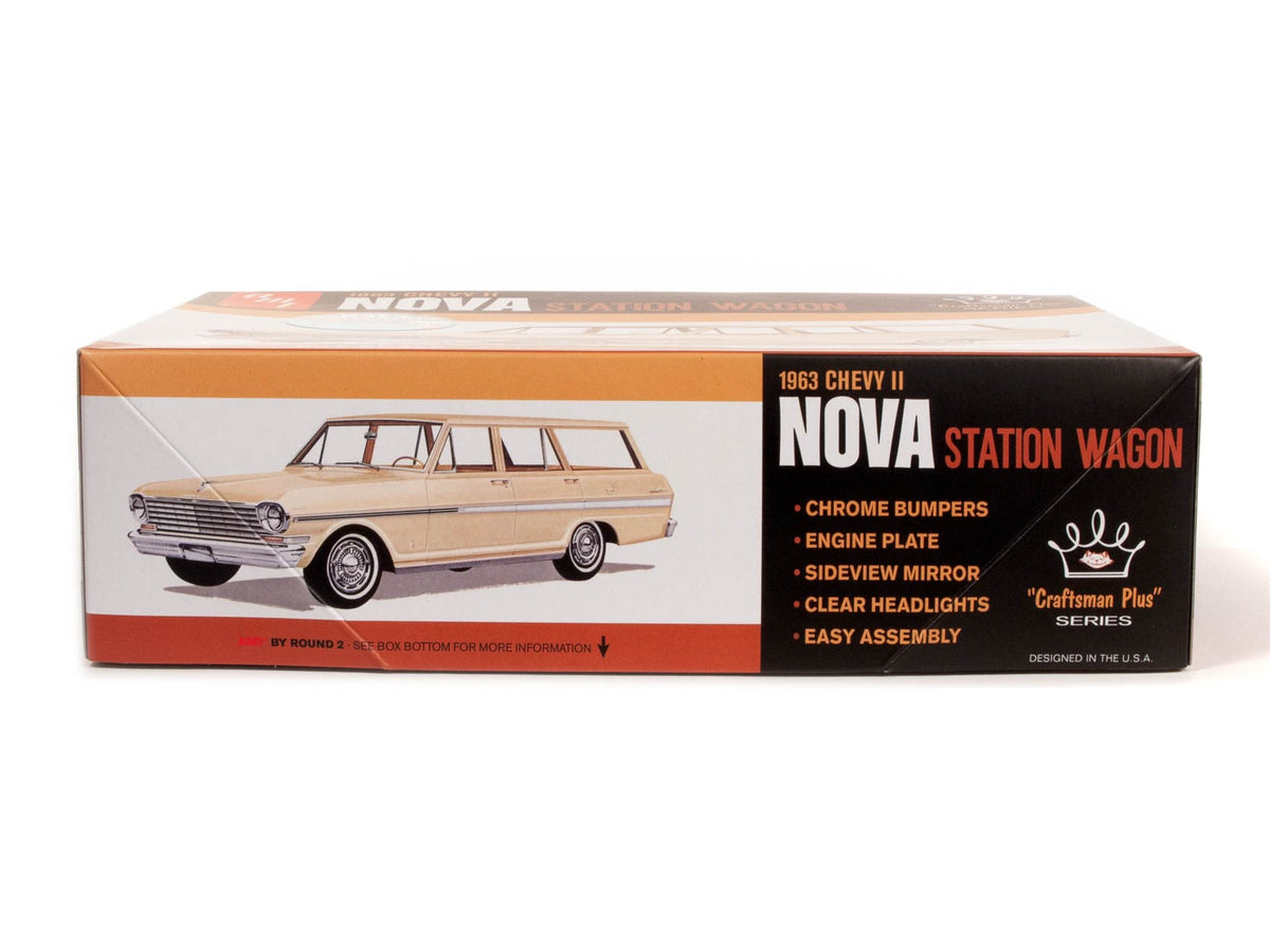 AMT 1202 1/25 1963 Chevy II Nova Station Wagon Craftsman Model Kit