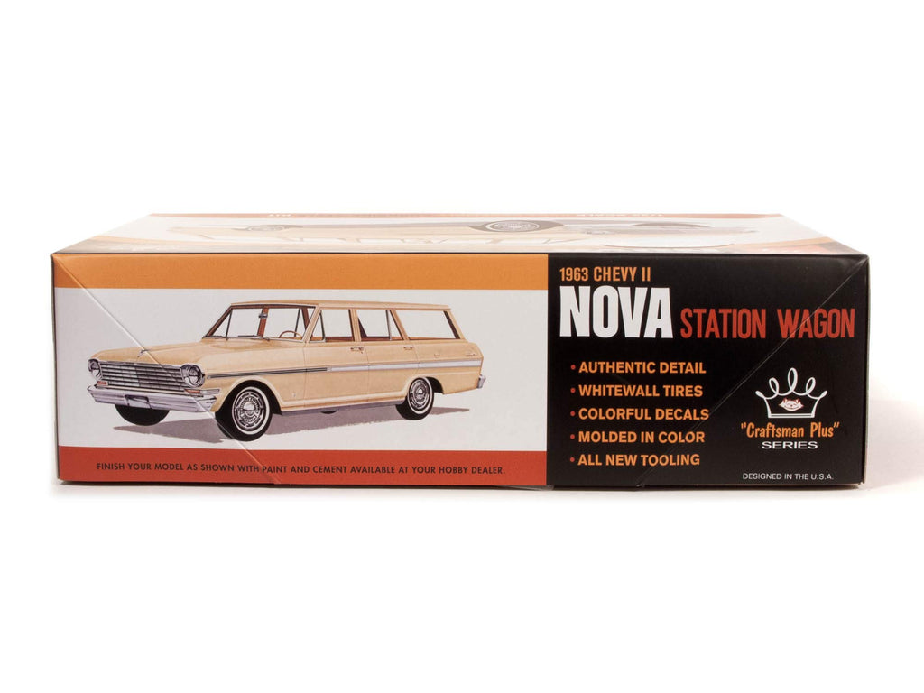 AMT 1202 1/25 1963 Chevy II Nova Station Wagon Craftsman Model Kit