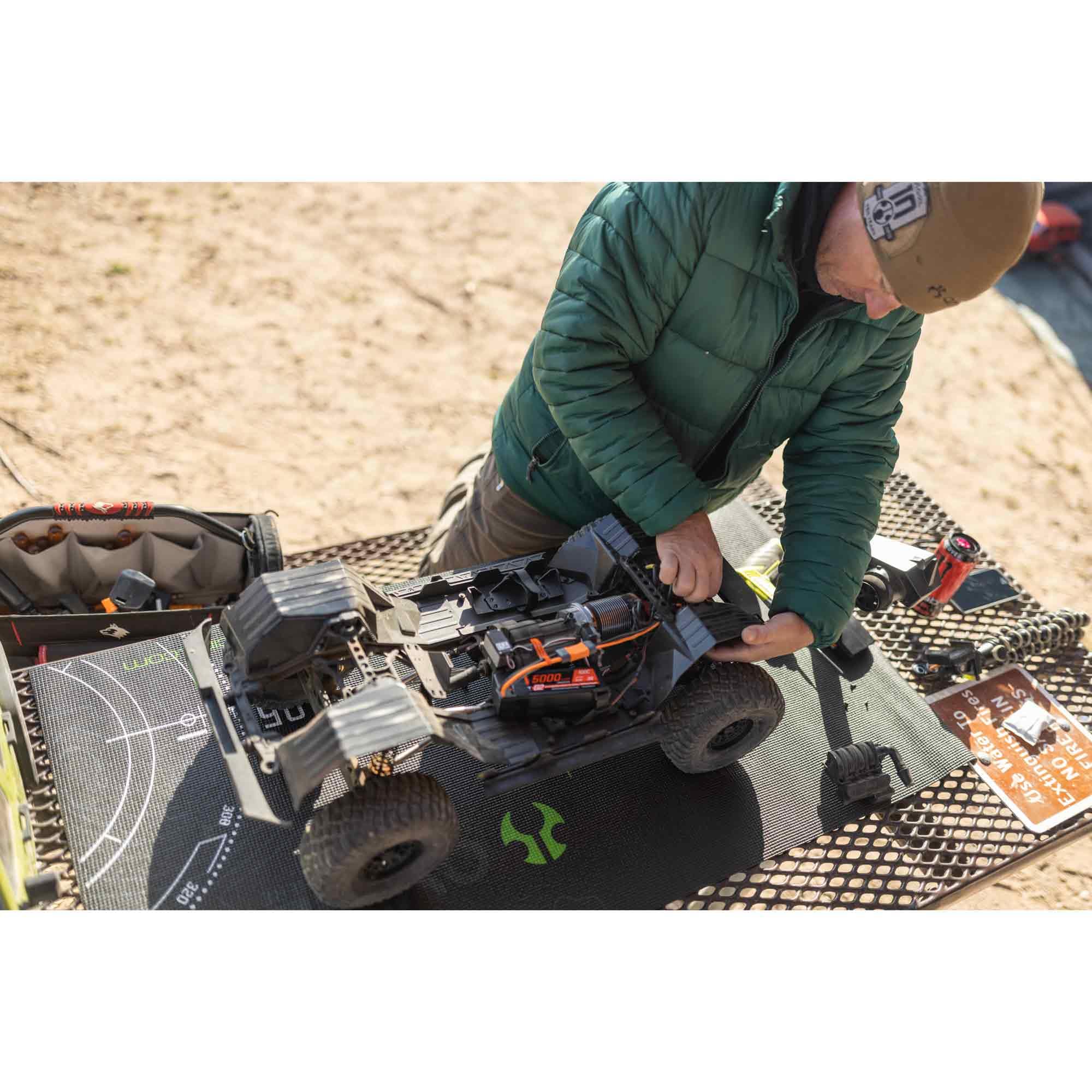 Axial AXI70000 Axial Foam Pit Mat, 24" x 48"