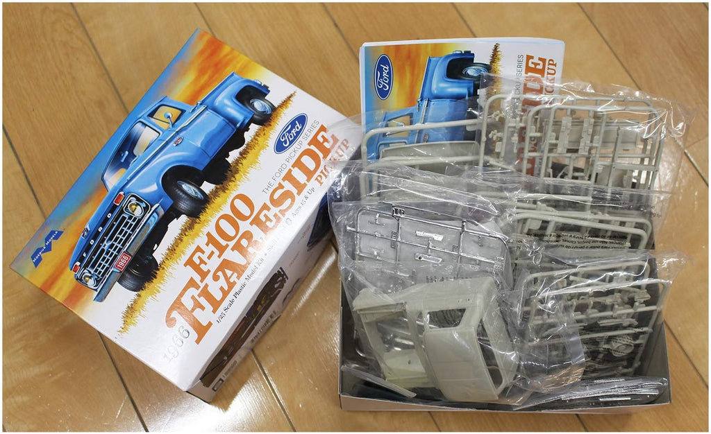 Moebius Models 1232 1966 Ford F-100 Flareside Pickup 1/25 Scale Model Kit