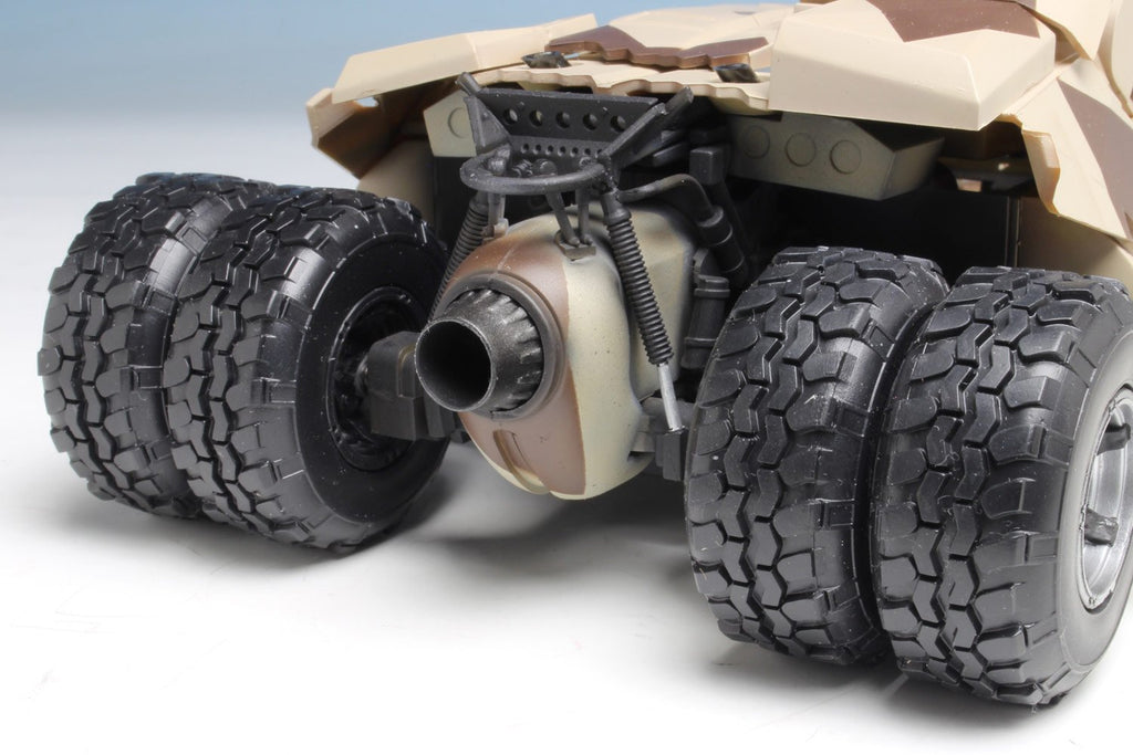 Moebius Models 967 1/25 Dark Knight Armored Tumbler w/Bane Model Kit