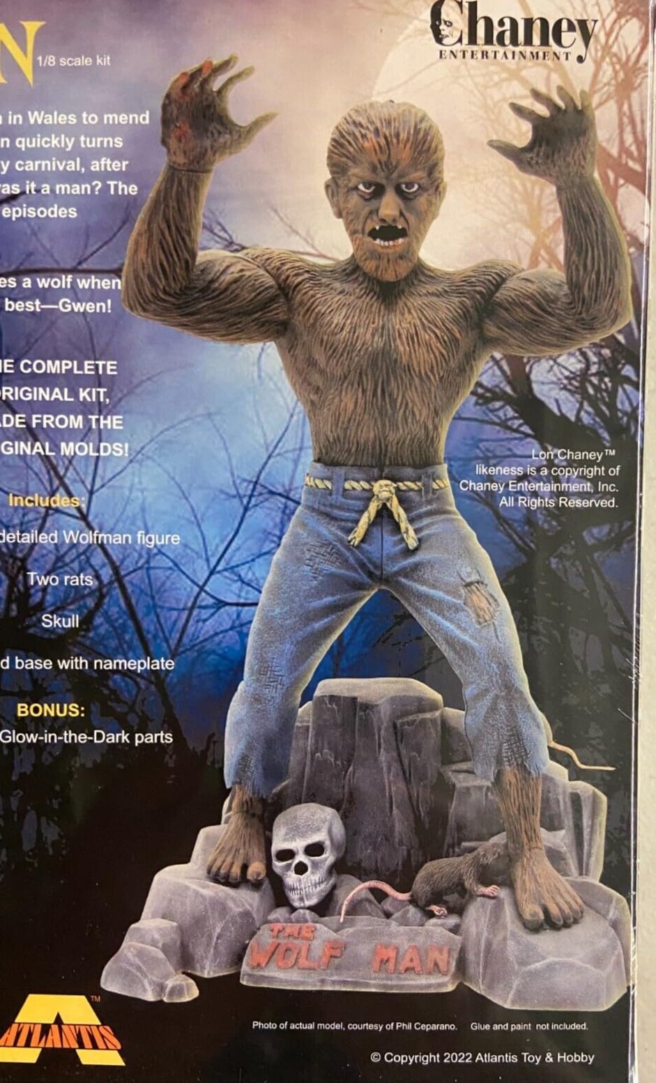 Atlantis A450 Lon Chaney Jr. The Wolfman Glow Model Kit