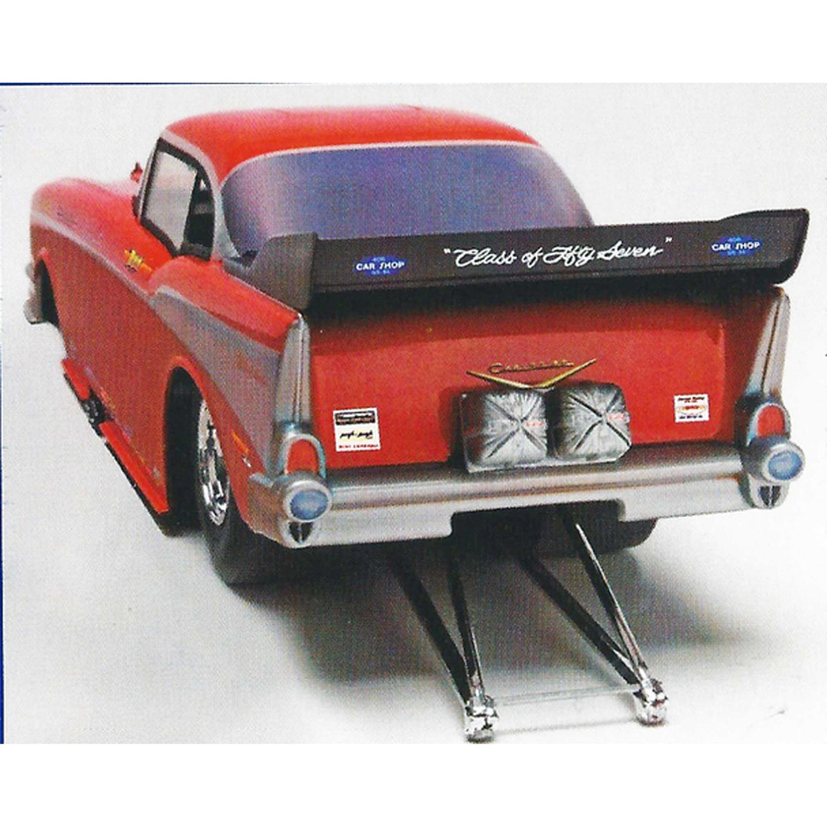 Atlantis H7172 Tom McEwen '57 Chevy Funny Car 1/24 Model Kit