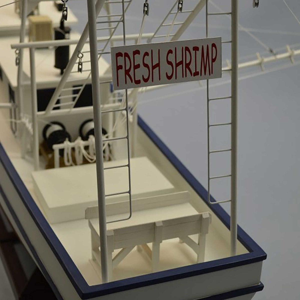 Dumas 1271 1/24 Rusty Coastal Shrimp Boat Kit 36"