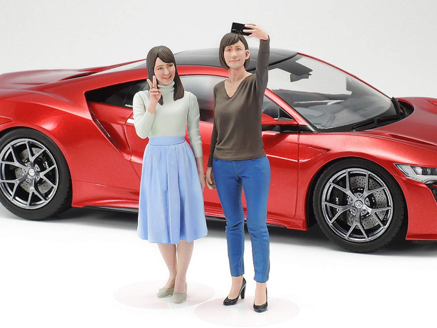Tamiya 24356 1/24 Campus Friends Set II Model Kit