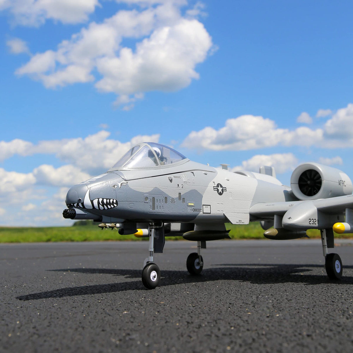 E-Flite EFL011500 A-10 Thunderbolt II Twin 64mm EDF BNF Basic Jet Airplane AS3X SAFE