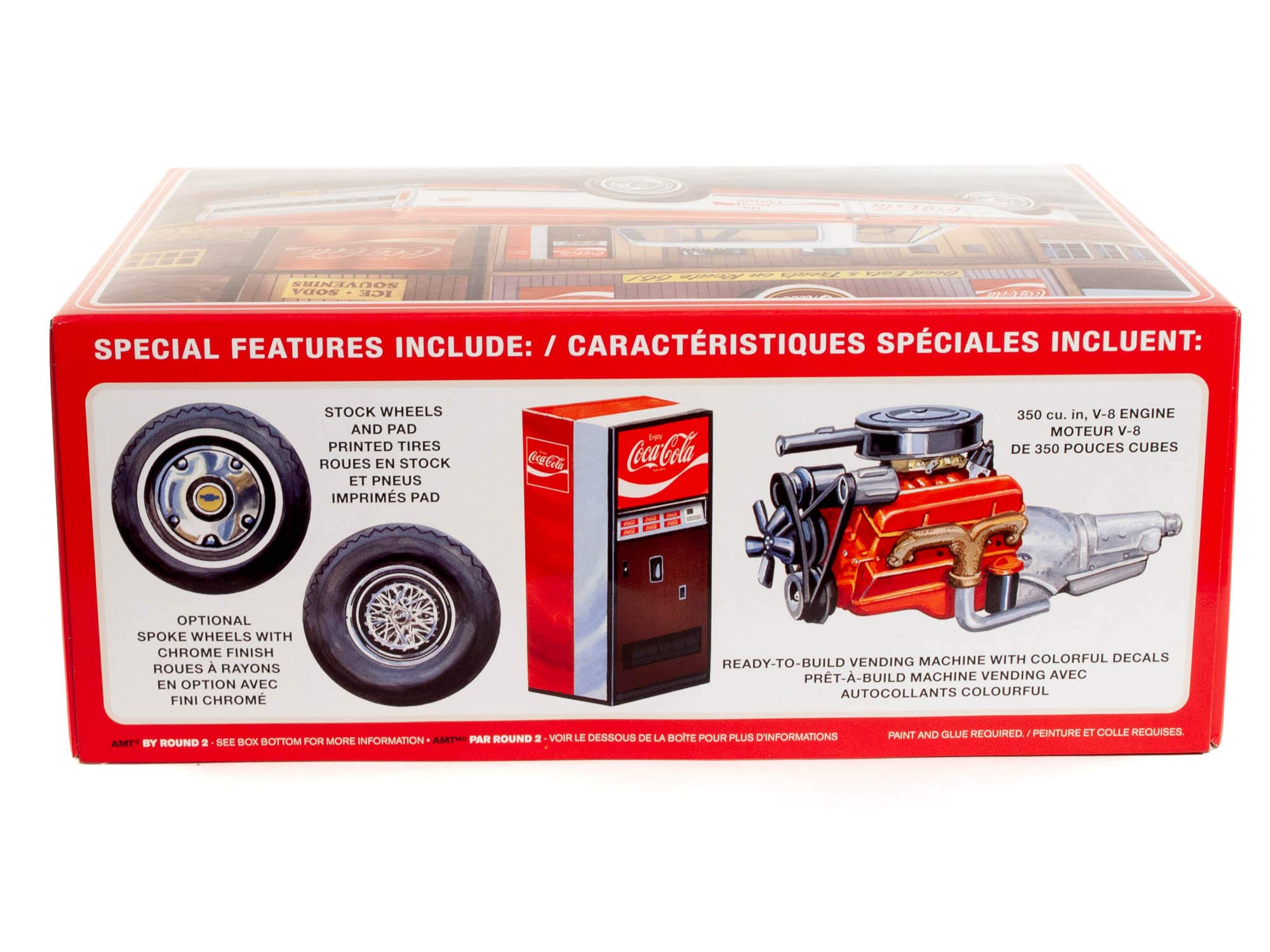 AMT 1231M 1972 Chevy Pickup w/ Vintage Style Vending Machine & Crates Model Kit