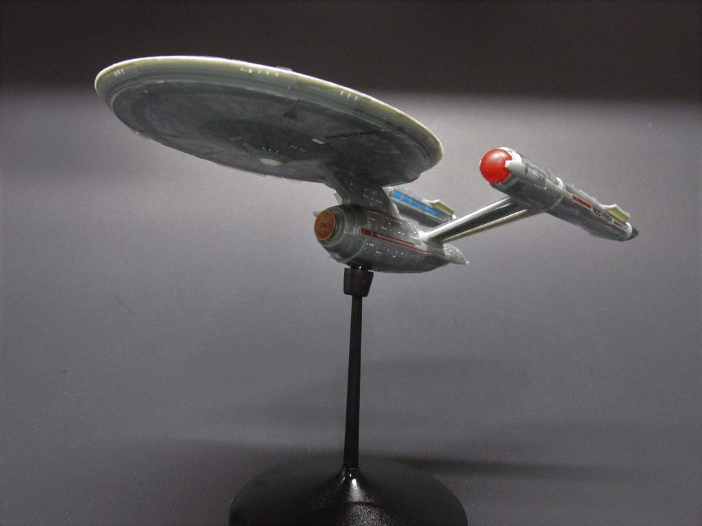 Polar Lights 971M 1/2500 Star Trek USS Ent, Snap Model Kit