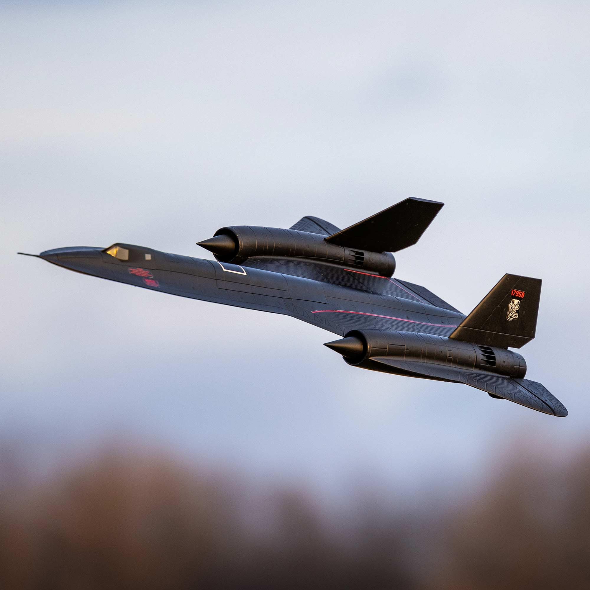 E-flite EFL02050 SR-71 Blackbird 40mm Twin EDF BNF Basic AS3X SAFE