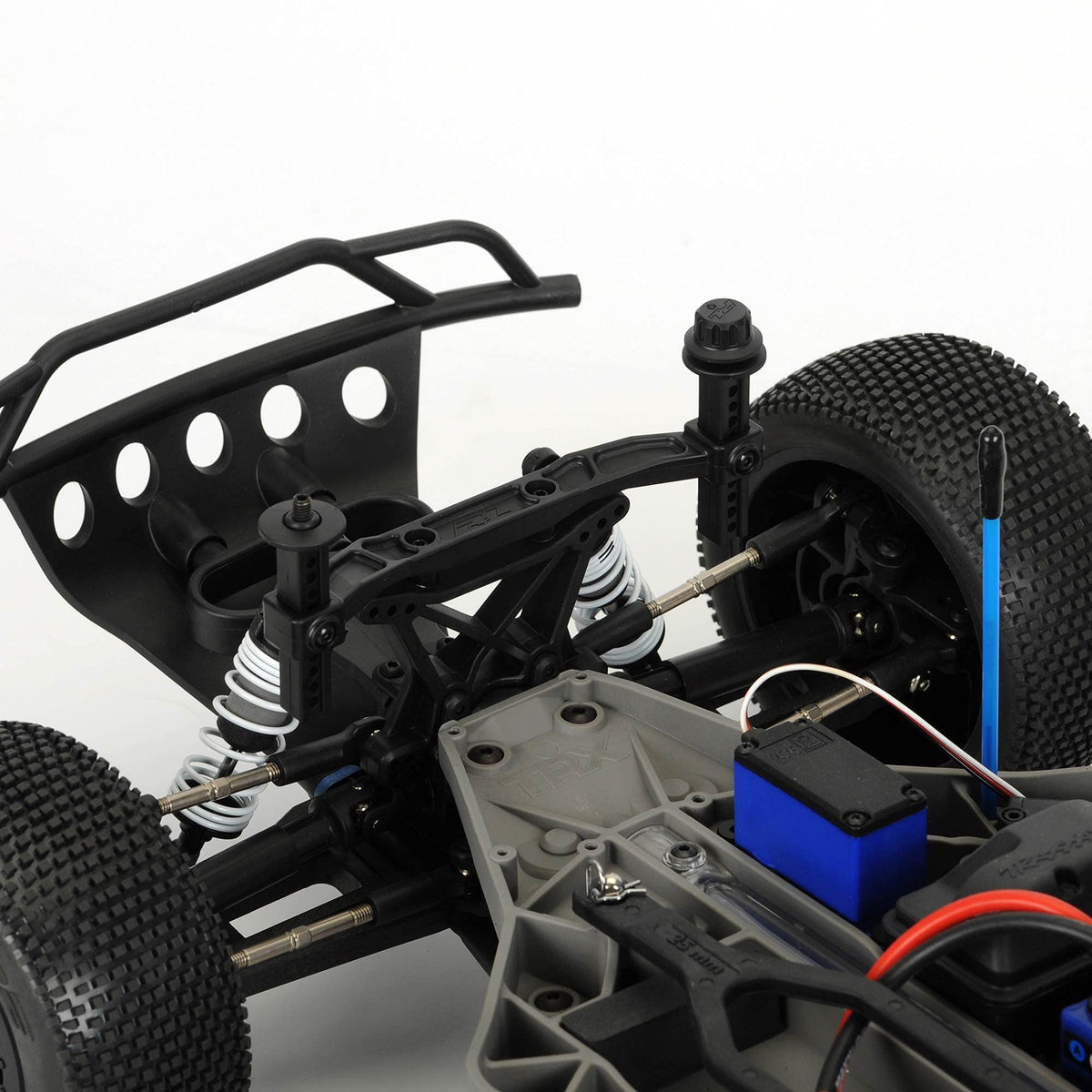 Pro-Line 608700 Extended Front and Rear Body Mounts: Traxxas Slash 4x4