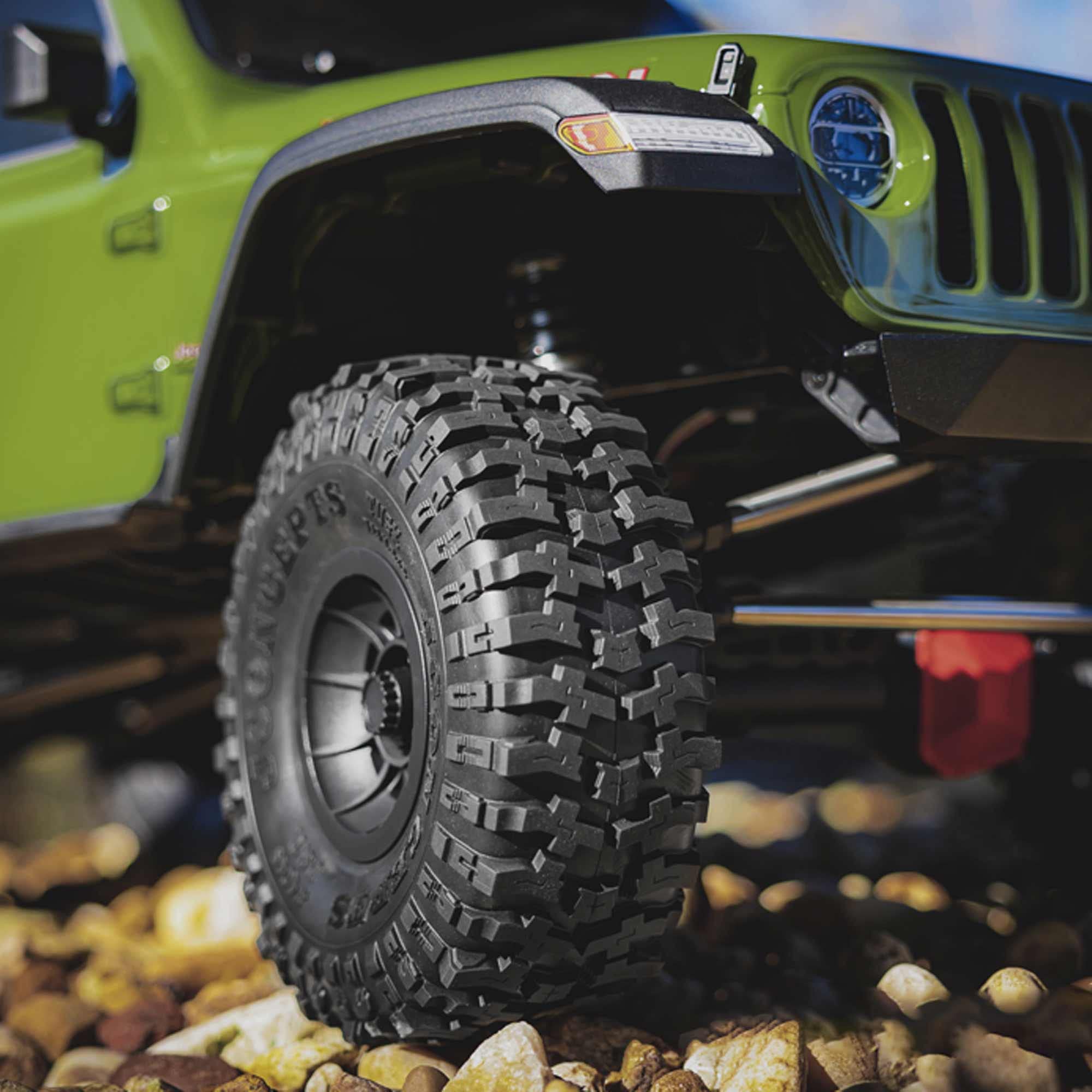 J Concepts 404502 Tusk, Green Compound, Fits JC #3436B & SCX6 Wheel