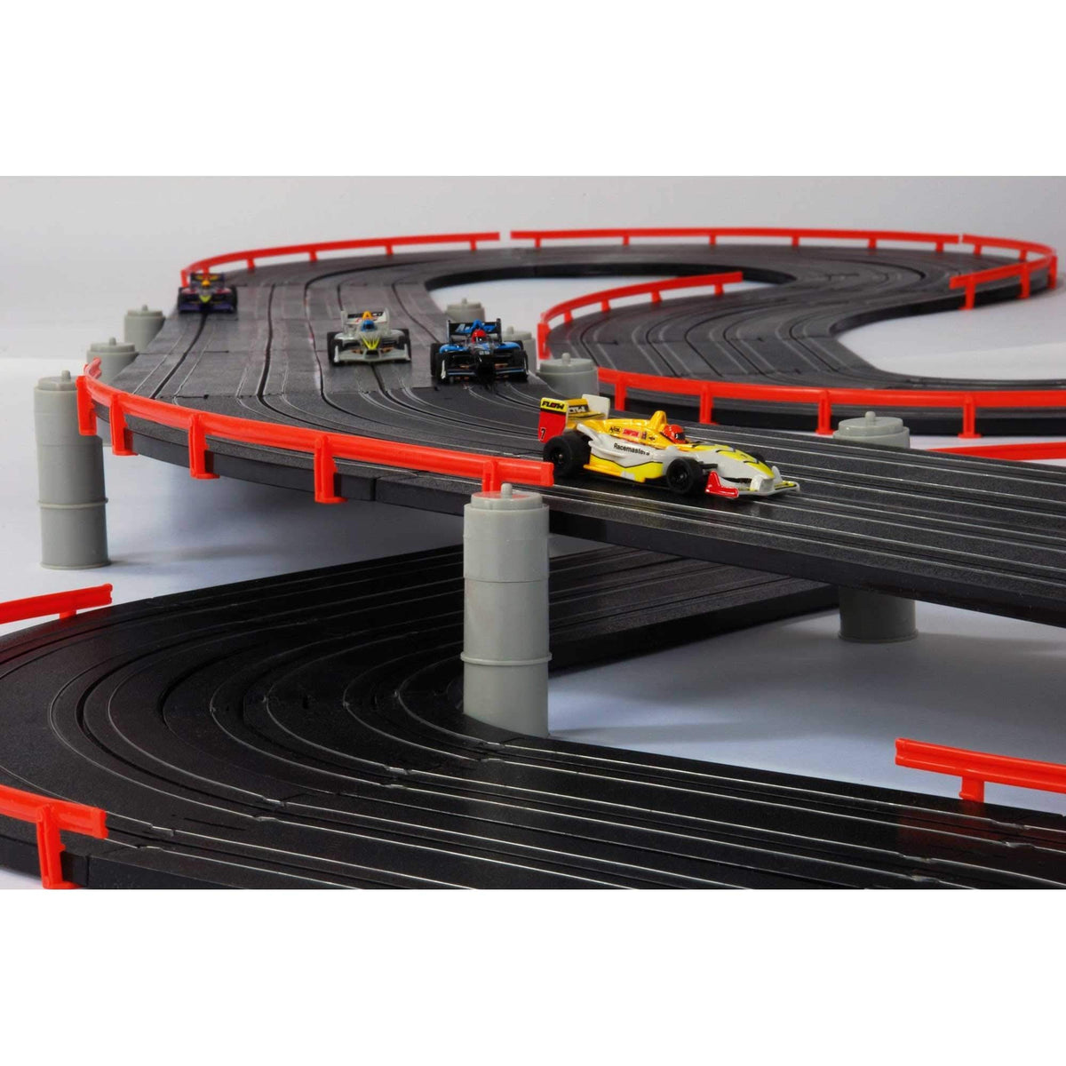 AFX 21018 Super International (MG+) Slot Car Set 25'