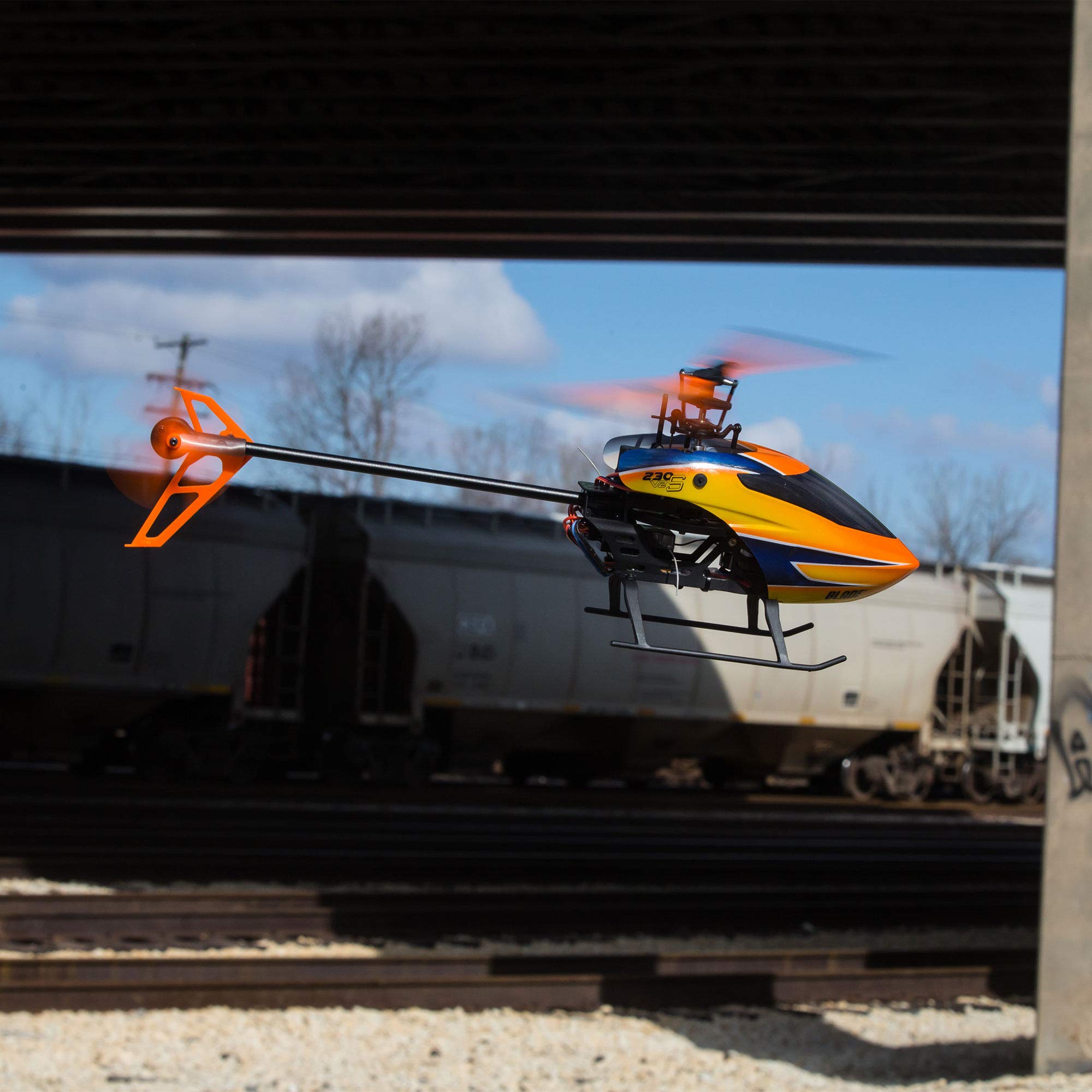 Blade BLH1200 Blade 230 S Smart Ready to Fly (RTF) Helicopter