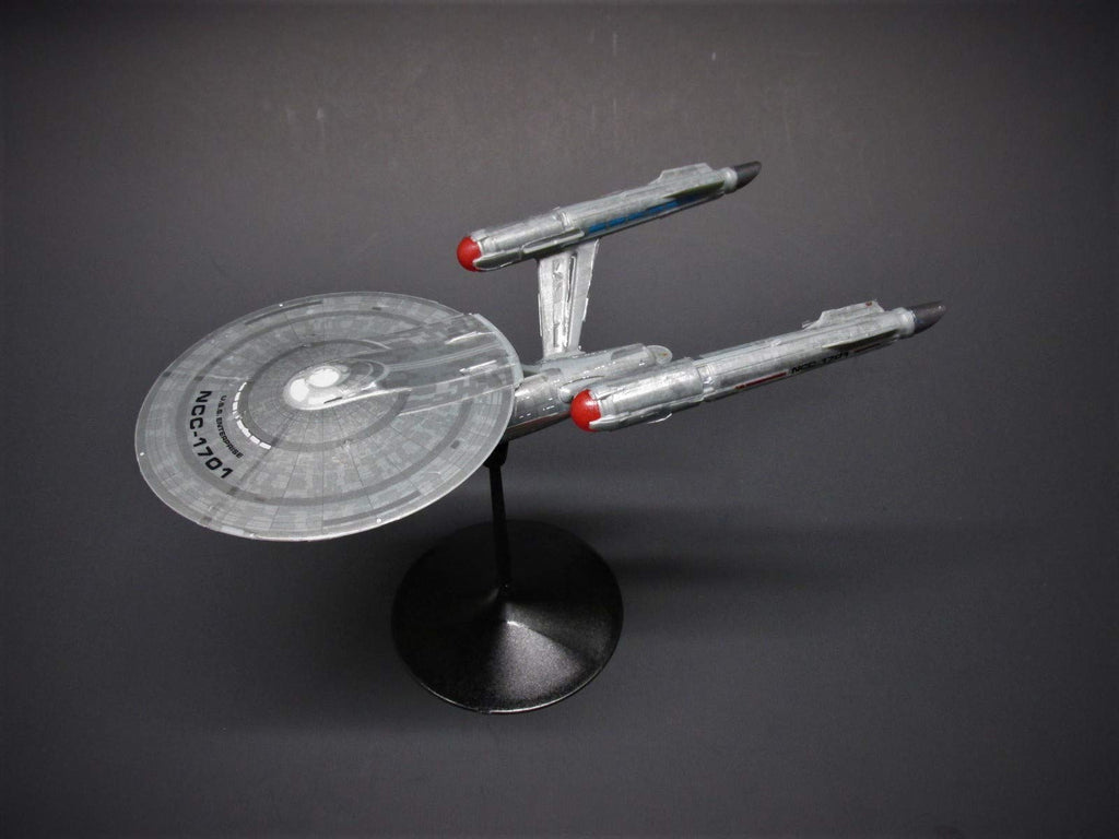Polar Lights 971M 1/2500 Star Trek USS Ent, Snap Model Kit