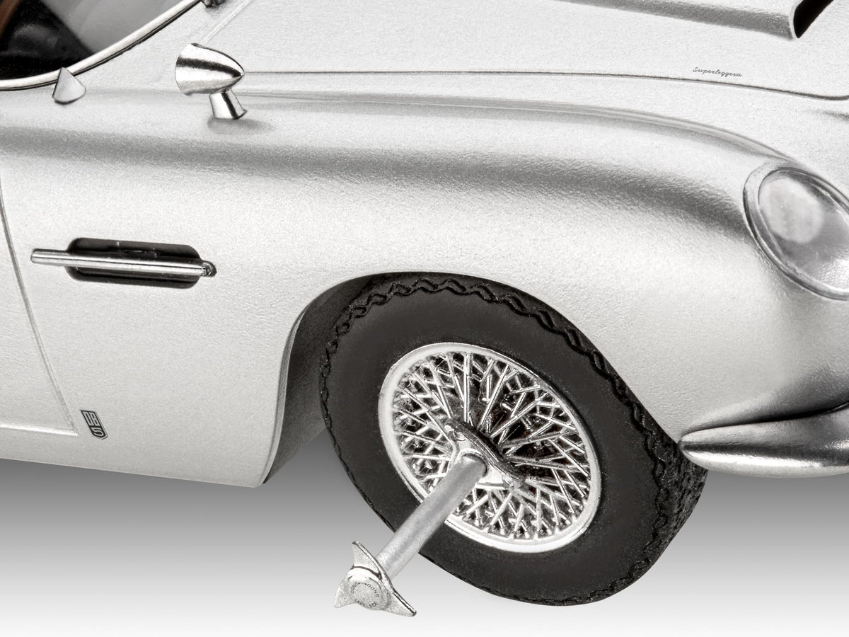 Revell 145549090 1/24 ASTON MARTIN DB5 JAMES BOND Model Kit