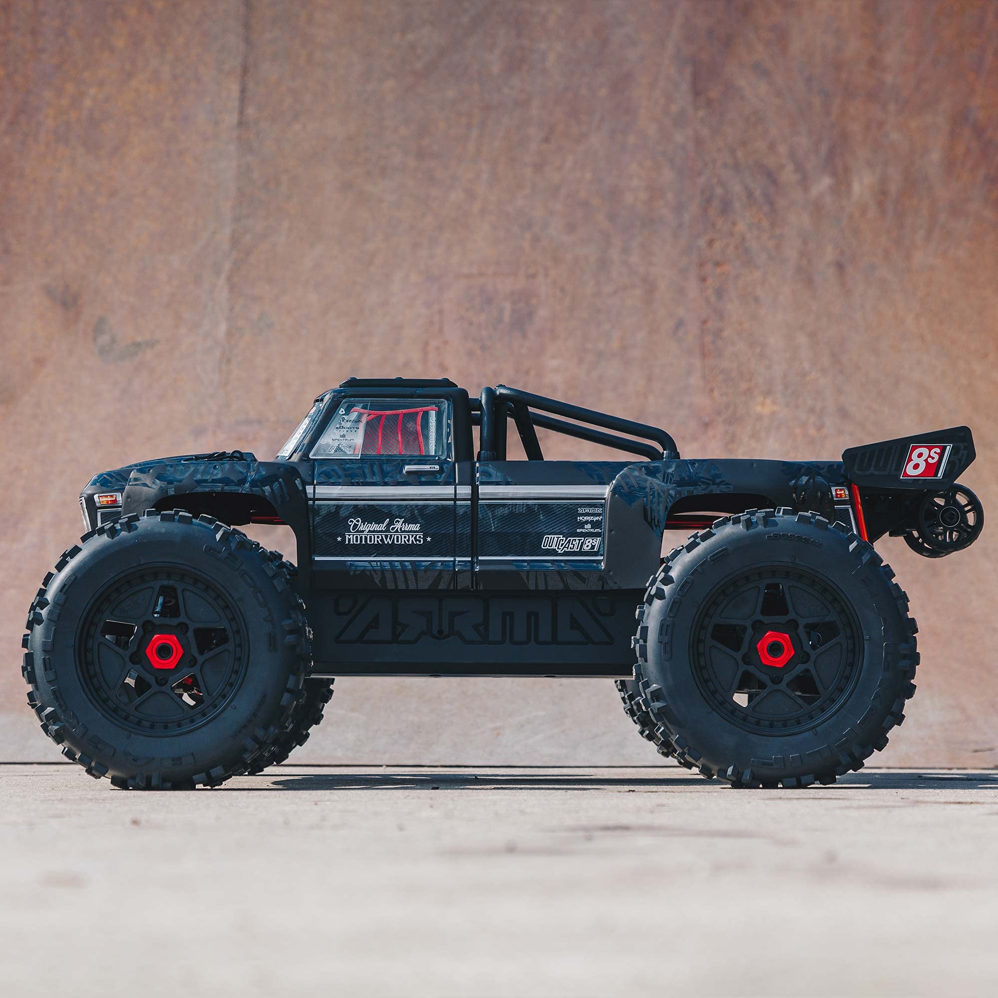 Arrma 5210 Outcast 1/5 4WD EXtreme Bash Roller Black