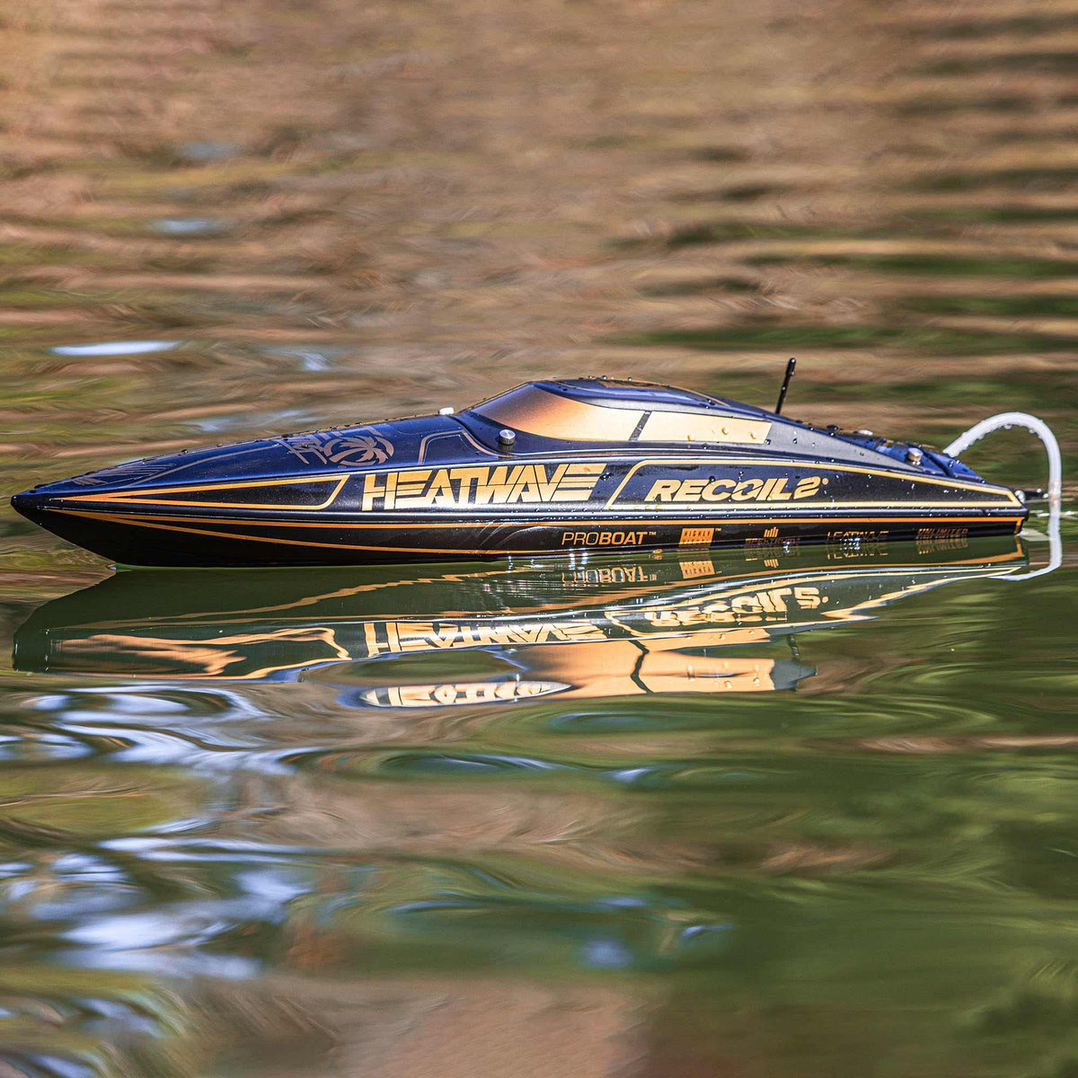 Pro-Boat PRB08041T1 Shreddy Recoil 2 26" Self-Righting, Brushless RTR