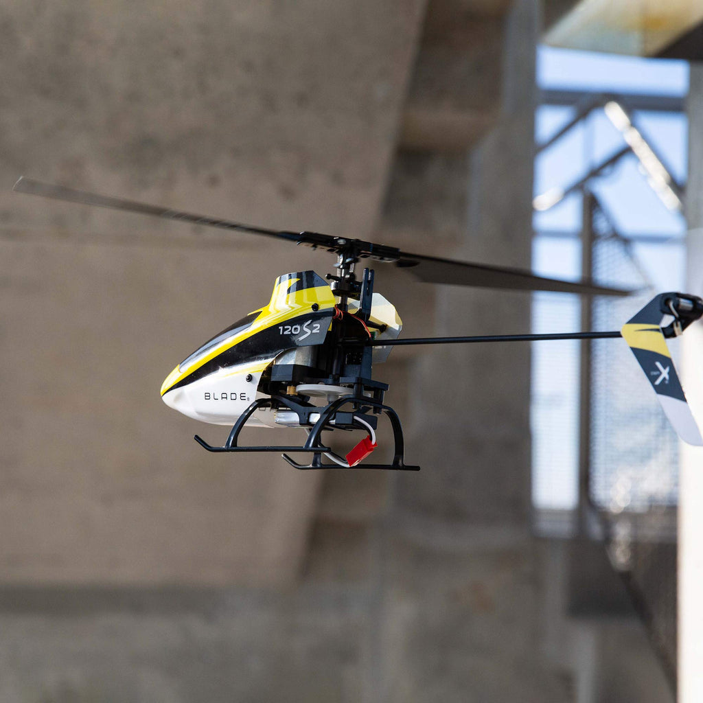 Blade BLH1100 120 S2 Ready to Fly (RTF) with SAFE Technology Helicopter