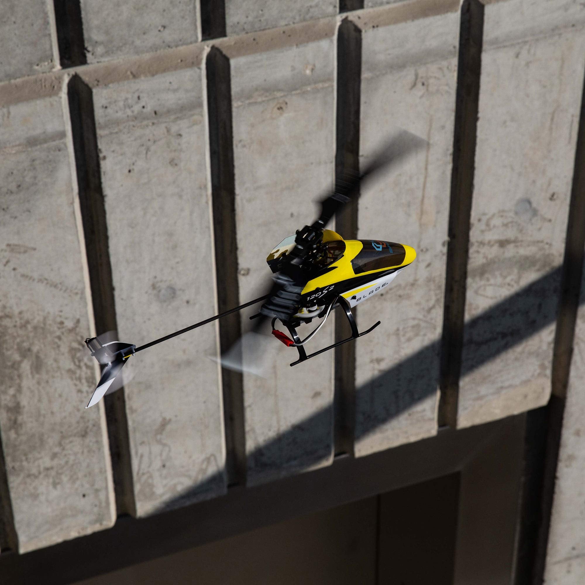 Blade BLH1100 120 S2 Ready to Fly (RTF) with SAFE Technology Helicopter