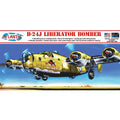 Atlantis H218 B-24J Liberator Bomber Buffalo Bill Model Kit 1/92