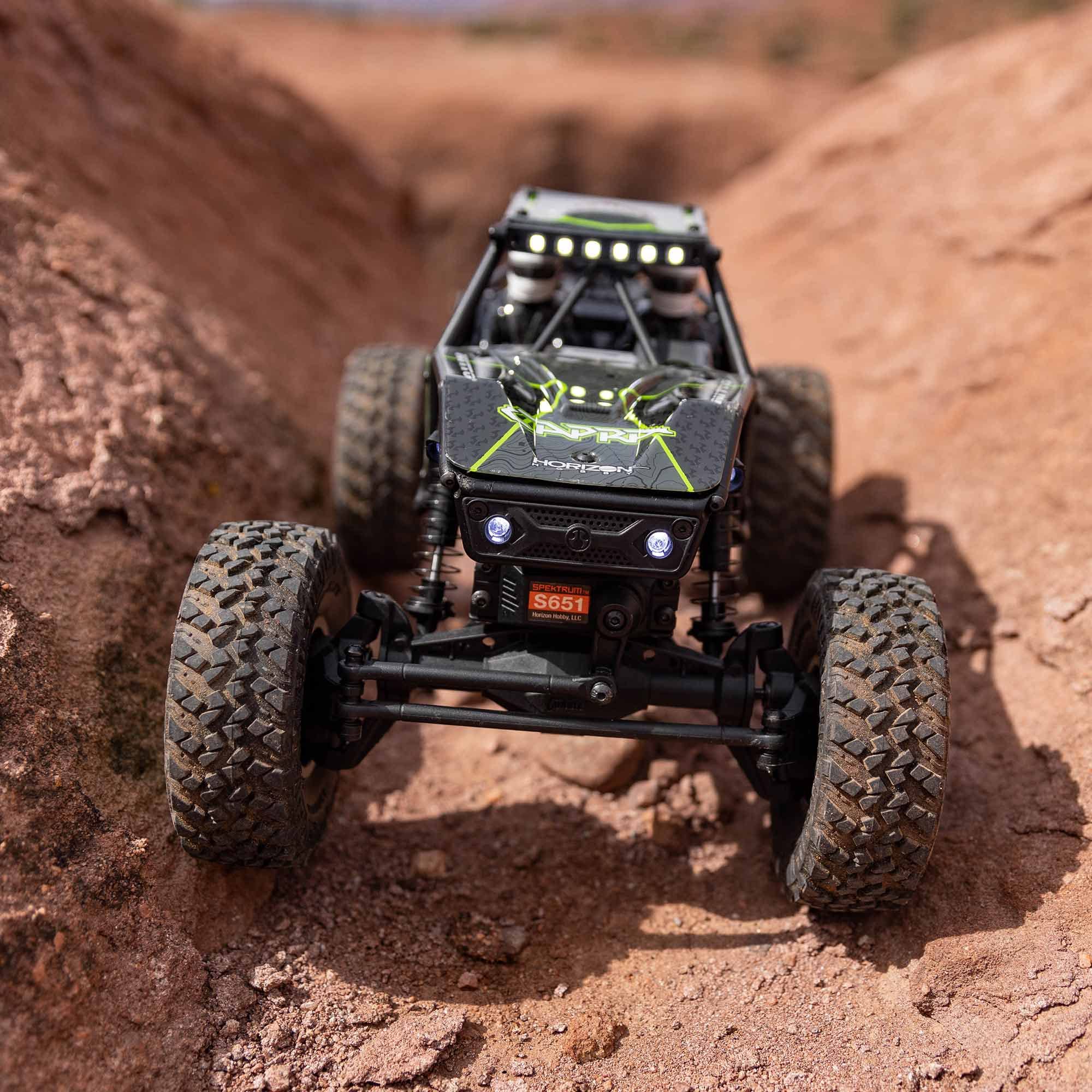 Axial RC Crawler 1/18 UTB18 Capra 4 Wheel Drive Unlimited Trail Buggy RTR