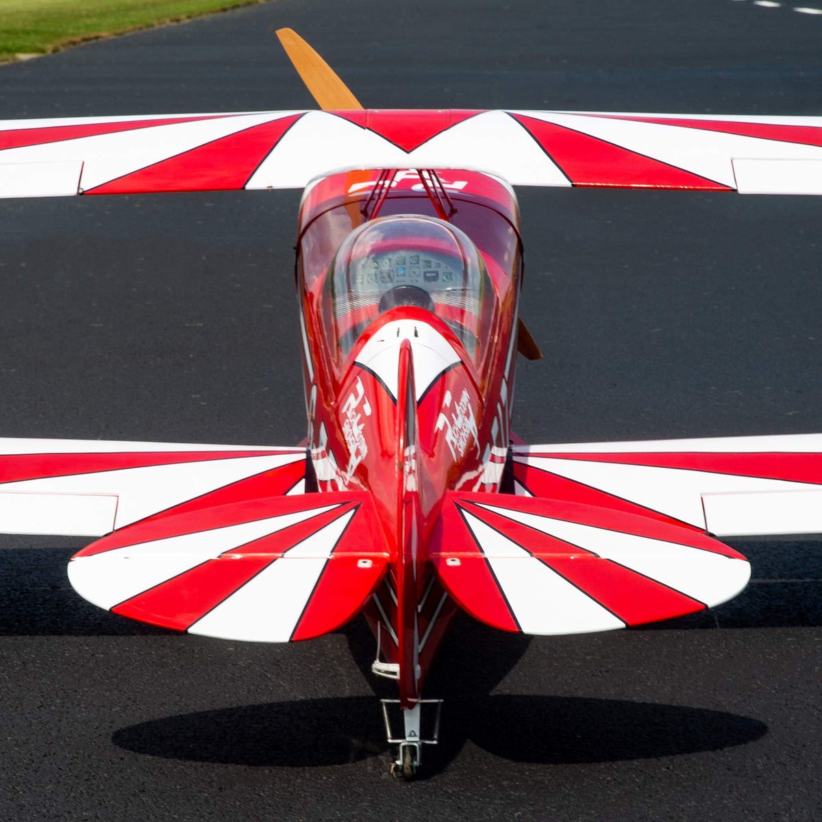 Hangar 9 2390 Pitts S-2B 50-60cc ARF Airplane