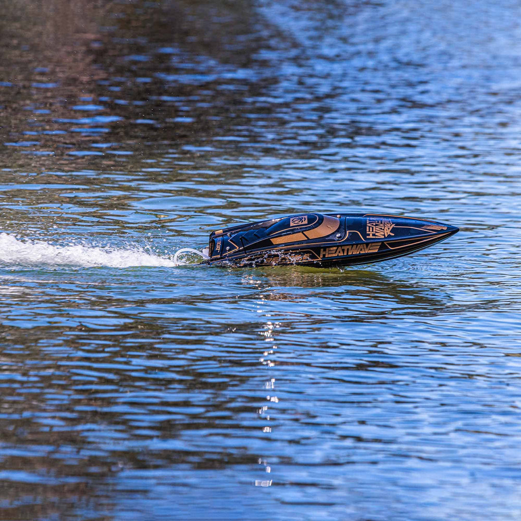 Pro Boat PRB08041V2T1 Heatwave Recoil 2 V2 26 Self-Righting, Brushless: RTR