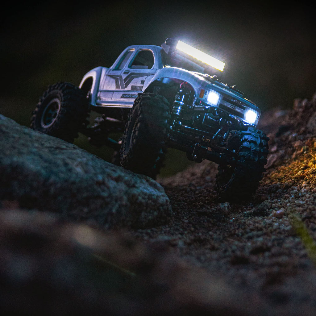 Pro-Line 635200 2" Ultra-Slim LED Light Bar Kit 5V-12V (Straight)